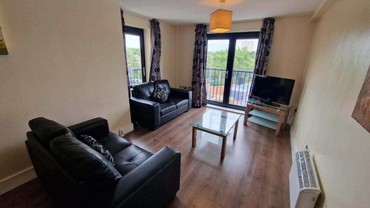Two Bedroom Apartment, Birmingham City Centre B1 Bagian luar foto